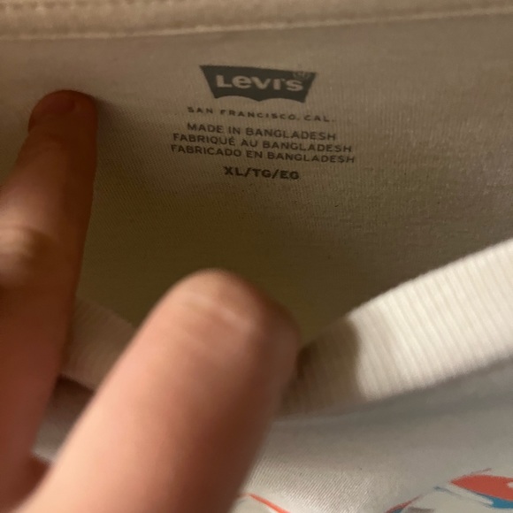 Levi’s too - Picture 2 of 4